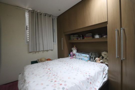 Quarto 1 de apartamento para alugar com 2 quartos, 47m² em Vila Alpina, São Paulo