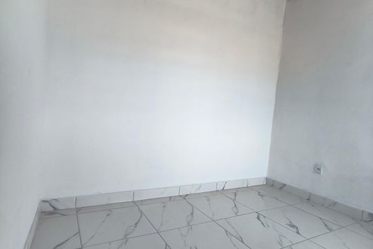 Quarto de kitnet/studio para alugar com 1 quarto, 35m² em Minaslandia, Belo Horizonte