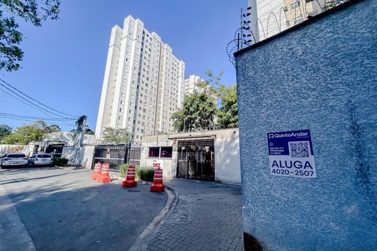 Fachada com Plaquinha de apartamento para alugar com 2 quartos, 44m² em Penha de França, São Paulo