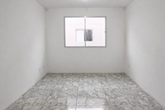 Apartamento para alugar com 2 quartos, 45m² em Guaratiba, Rio de Janeiro