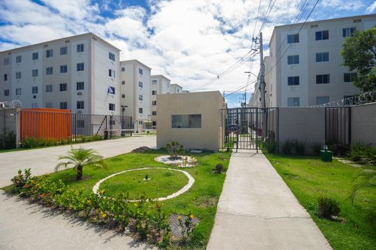 Área externa de apartamento para alugar com 2 quartos, 45m² em Guaratiba, Rio de Janeiro