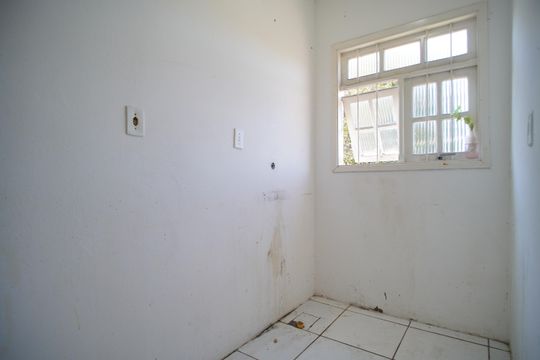Sala/Cozinha de apartamento para alugar com 1 quarto, 50m² em Vila Nova, Novo Hamburgo