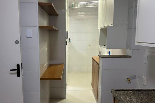 Cozinha de apartamento para alugar com 2 quartos, 40m² em Santíssimo, Rio de Janeiro