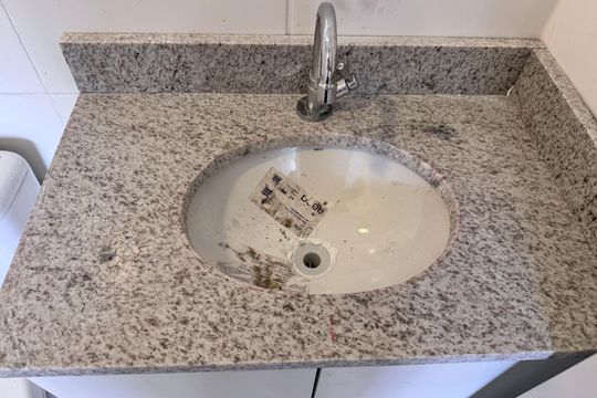 Suíte - Banheiro de apartamento para alugar com 2 quartos, 52m² em Barra Olímpica, Rio de Janeiro