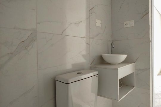Banheiro de kitnet/studio para alugar com 1 quarto, 30m² em Alto da Mooca, São Paulo
