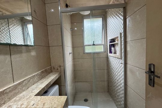 Banheiro de apartamento à venda com 3 quartos, 57m² em Novo Osasco, Osasco