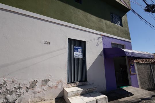 Fachada de casa para alugar com 3 quartos, 63m² em Jardim Santa Marina, Jacareí
