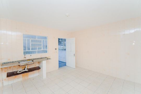 Cozinha de casa à venda com 1 quarto, 300m² em Jardim Ipanema, Guarulhos