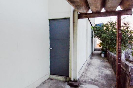 Corredor Lateral  de casa à venda com 1 quarto, 300m² em Jardim Ipanema, Guarulhos