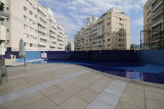 Área comum - Piscina de apartamento para alugar com 3 quartos, 136m² em Taquara, Rio de Janeiro