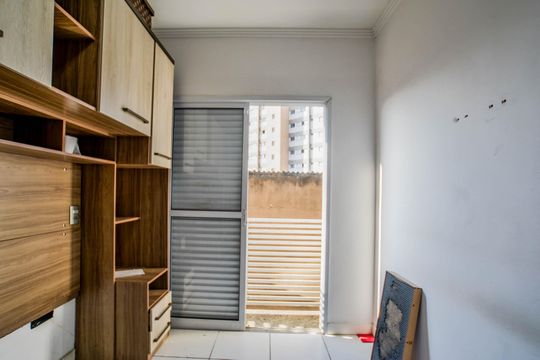 Quarto 1 de apartamento para alugar com 2 quartos, 43m² em Jardim Ipanema, Santo André