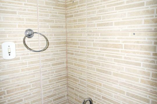 Banheiro de apartamento à venda com 3 quartos, 71m² em Penha, Rio de Janeiro