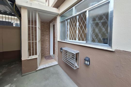Varanda de apartamento à venda com 2 quartos, 68m² em Santa Rosa, Niterói