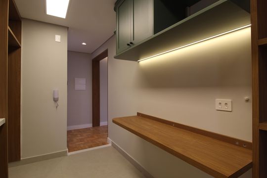 Cozinha de apartamento à venda com 2 quartos, 79m² em Itaim Bibi, São Paulo