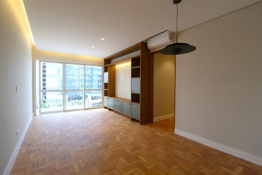 Apartamento à venda com 2 quartos, 79m² em Itaim Bibi, São Paulo