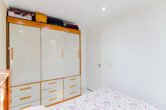 Quarto 2 de apartamento à venda com 2 quartos, 44m² em Centro, Guarulhos