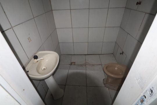 Banheiro de casa para alugar com 2 quartos, 40m² em Harmonia, Canoas