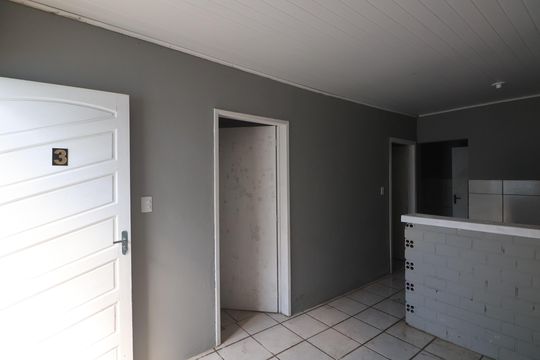 Sala/Cozinha de casa para alugar com 2 quartos, 40m² em Harmonia, Canoas