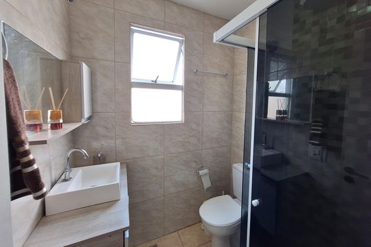 Apartamento à venda com 2 quartos, 50m² em Vila Lutécia, Santo André