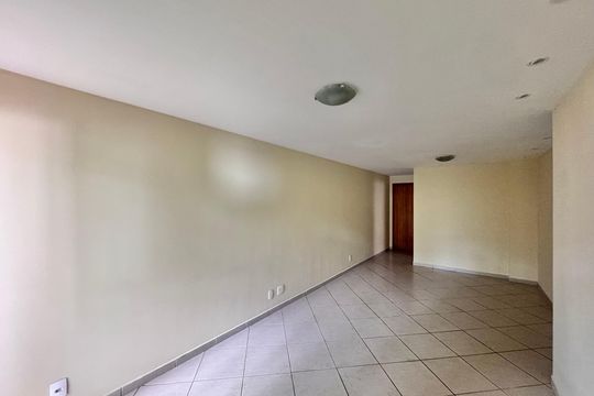 Sala de apartamento para alugar com 3 quartos, 88m² em Recreio dos Bandeirantes, Rio de Janeiro