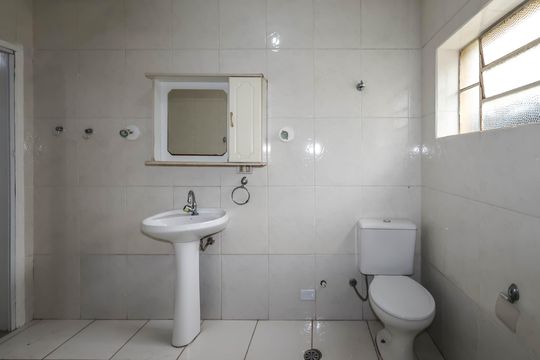 Banheiro de casa para alugar com 2 quartos, 120m² em Jardim Vila Mariana, São Paulo
