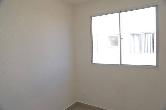 Quarto 2 de apartamento para alugar com 2 quartos, 39m² em Residencial Frei Galvão, Goiânia