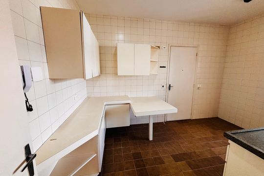 Cozinha de apartamento à venda com 3 quartos, 110m² em Alphaville, Barueri