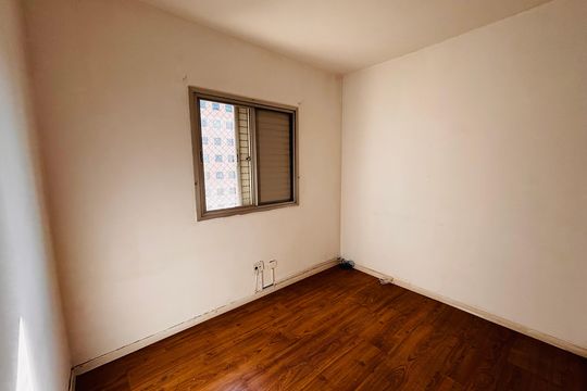 Quarto 2 de apartamento à venda com 3 quartos, 110m² em Alphaville, Barueri