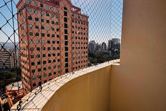 Sacada suíte  de apartamento à venda com 3 quartos, 110m² em Alphaville, Barueri