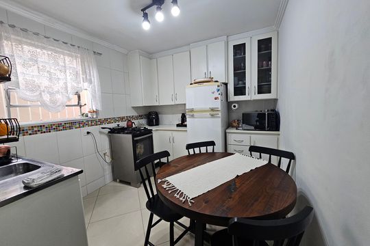 Cozinha de apartamento à venda com 2 quartos, 66m² em Parque das Nações, Santo André