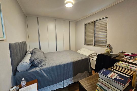 Quarto de apartamento à venda com 2 quartos, 66m² em Parque das Nações, Santo André