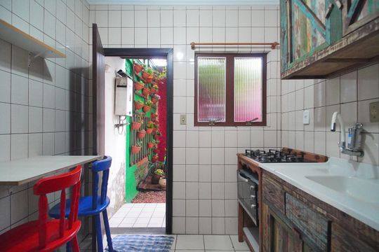 Cozinha de casa de condomínio para alugar com 3 quartos, 117m² em Campestre, São Leopoldo