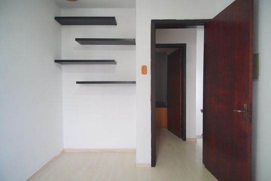 Quarto 2 de casa de condomínio para alugar com 3 quartos, 117m² em Campestre, São Leopoldo