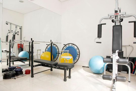 Área Comum - Academia de apartamento para alugar com 2 quartos, 170m² em Higienópolis, Porto Alegre