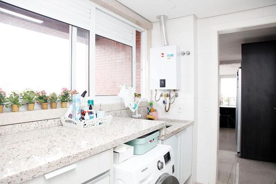 Área de Serviço de apartamento para alugar com 2 quartos, 170m² em Higienópolis, Porto Alegre