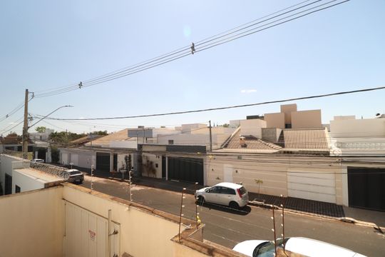 Vista de apartamento para alugar com 2 quartos, 60m² em Jardim Inconfidência, Uberlândia