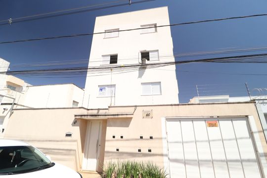 Fachada de apartamento para alugar com 2 quartos, 60m² em Jardim Inconfidência, Uberlândia