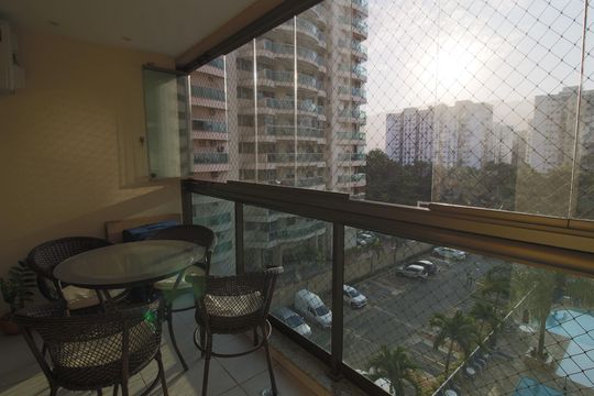 Varanda de apartamento para alugar com 3 quartos, 72m² em Curicica, Rio de Janeiro