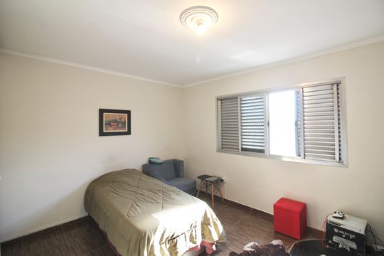 Quarto 3 de casa para alugar com 4 quartos, 300m² em Cidade Patriarca, São Paulo