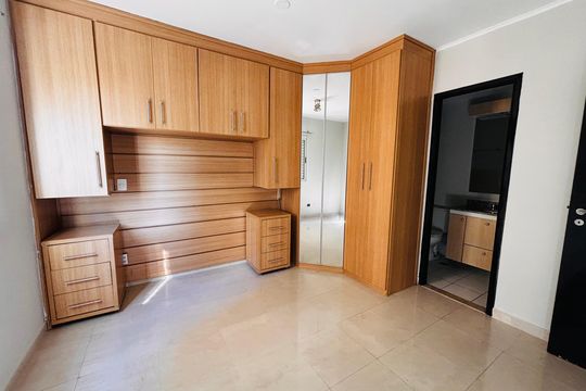 Suíte de apartamento à venda com 2 quartos, 72m² em Alphaville Industrial, Barueri