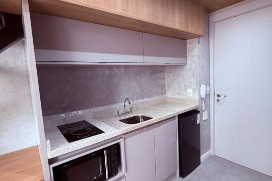 Cozinha de apartamento para alugar com 1 quarto, 45m² em Vila Mariana, São Paulo