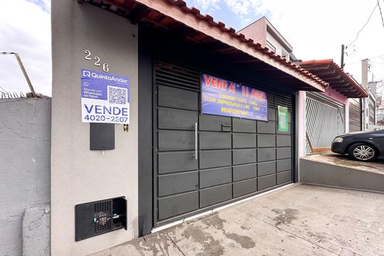 Fachada de casa à venda com 3 quartos, 202m² em Baeta Neves, São Bernardo do Campo