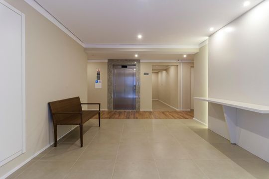 Elevador de apartamento para alugar com 1 quarto, 28m² em Jardim Caravelas, São Paulo