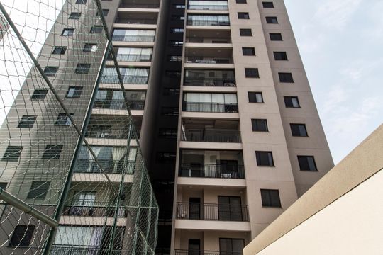 Fachada do bloco de apartamento para alugar com 2 quartos, 60m² em Votupoca, Barueri