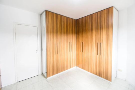 Quarto de apartamento à venda com 2 quartos, 55m² em Jardim Sao Luiz, Barueri