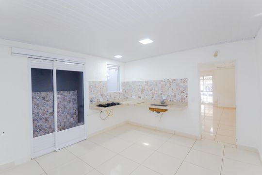 Cozinha de casa para alugar com 2 quartos, 130m² em Residencial Parque Cumbica, Guarulhos