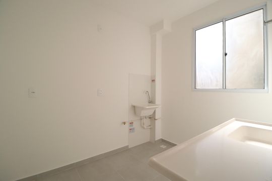 Cozinha de apartamento para alugar com 2 quartos, 45m² em Jardim Patricia, Uberlândia