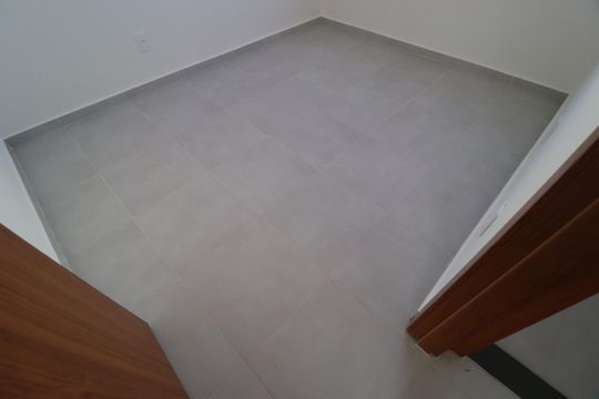 Quarto 1 de apartamento para alugar com 2 quartos, 45m² em Jardim Patricia, Uberlândia