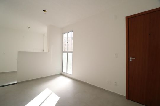 Sala de apartamento para alugar com 2 quartos, 45m² em Jardim Patricia, Uberlândia