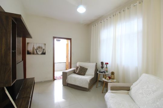 Sala de casa de condomínio à venda com 3 quartos, 136m² em Taquara, Rio de Janeiro